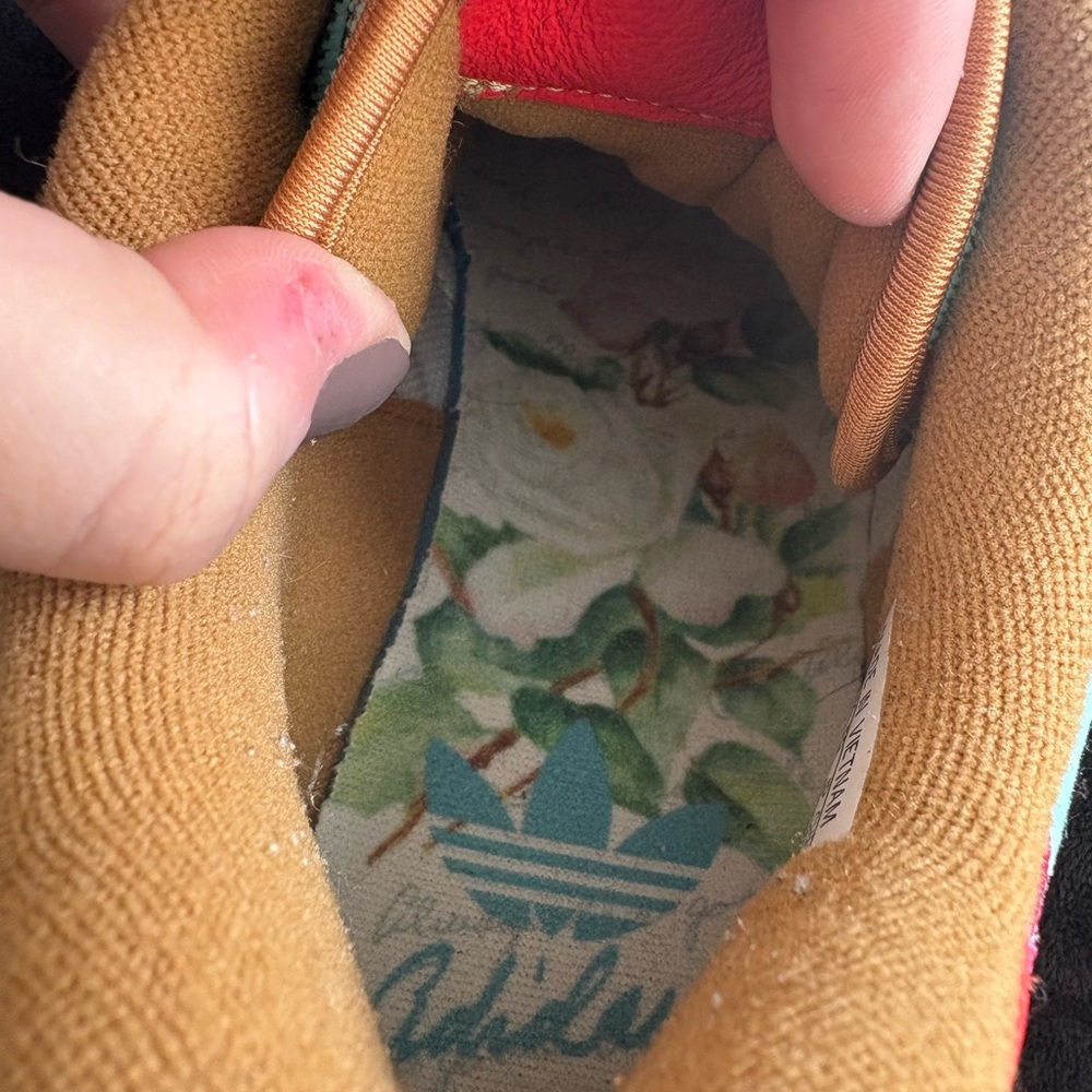 Adidas Rivalry x Unheard of Grandma's Couch Embroidered Floral Sneakers - Picture 7 of 10